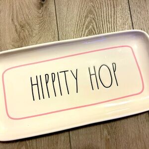 HIPPITY HOP Rae Dunn serving tray